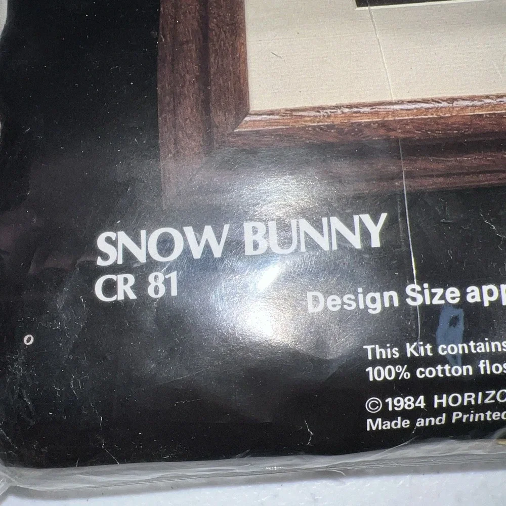 Vintage Monarch Horizons Snow Bunny kit CR 81 Sculpted Stitchery Needlepoint